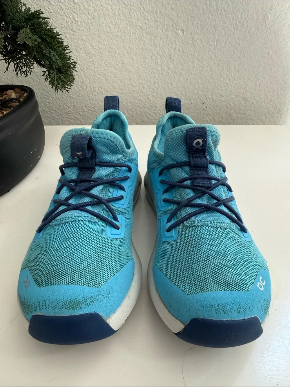 On Running lightweight breathable